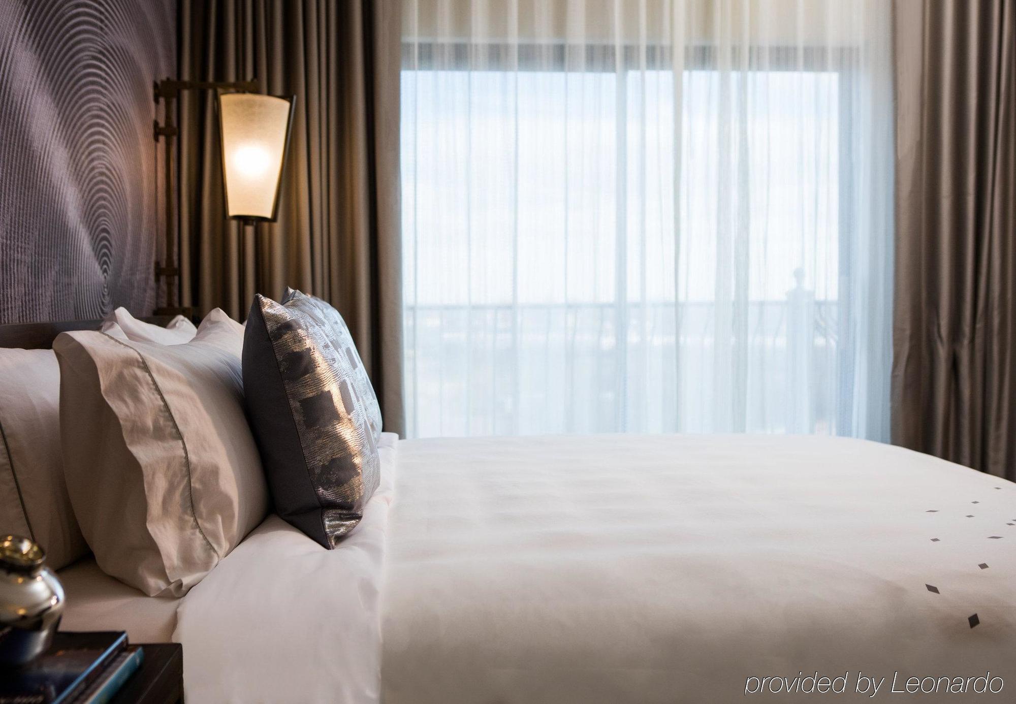 Renaissance Waterford Oklahoma City Hotel Екстериор снимка